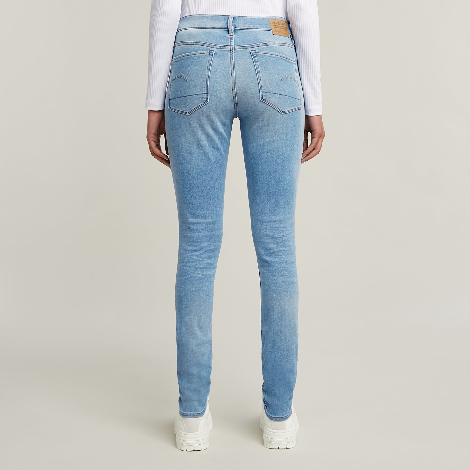 3301-skinny-wmn-8436-lt-indigo-aged-