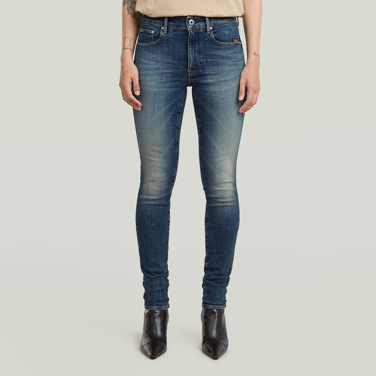 3301-skinny-wmn-