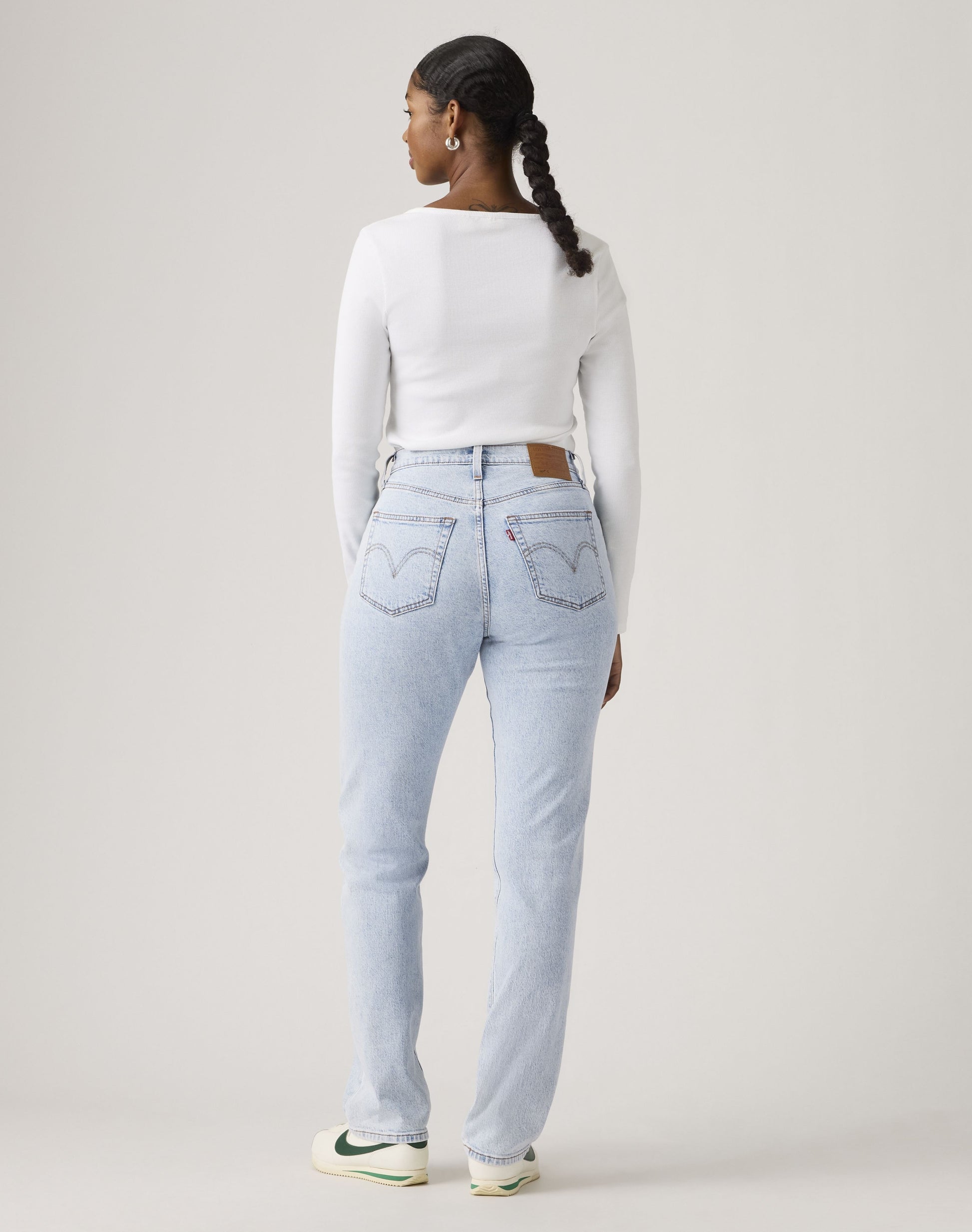 501-curve-lightweight-