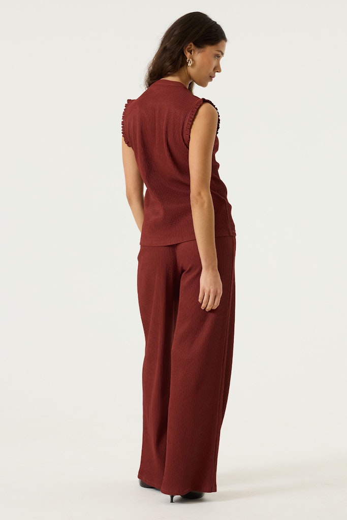 Garcia_fallwinter-2026_4456_S260113-4456 (2)