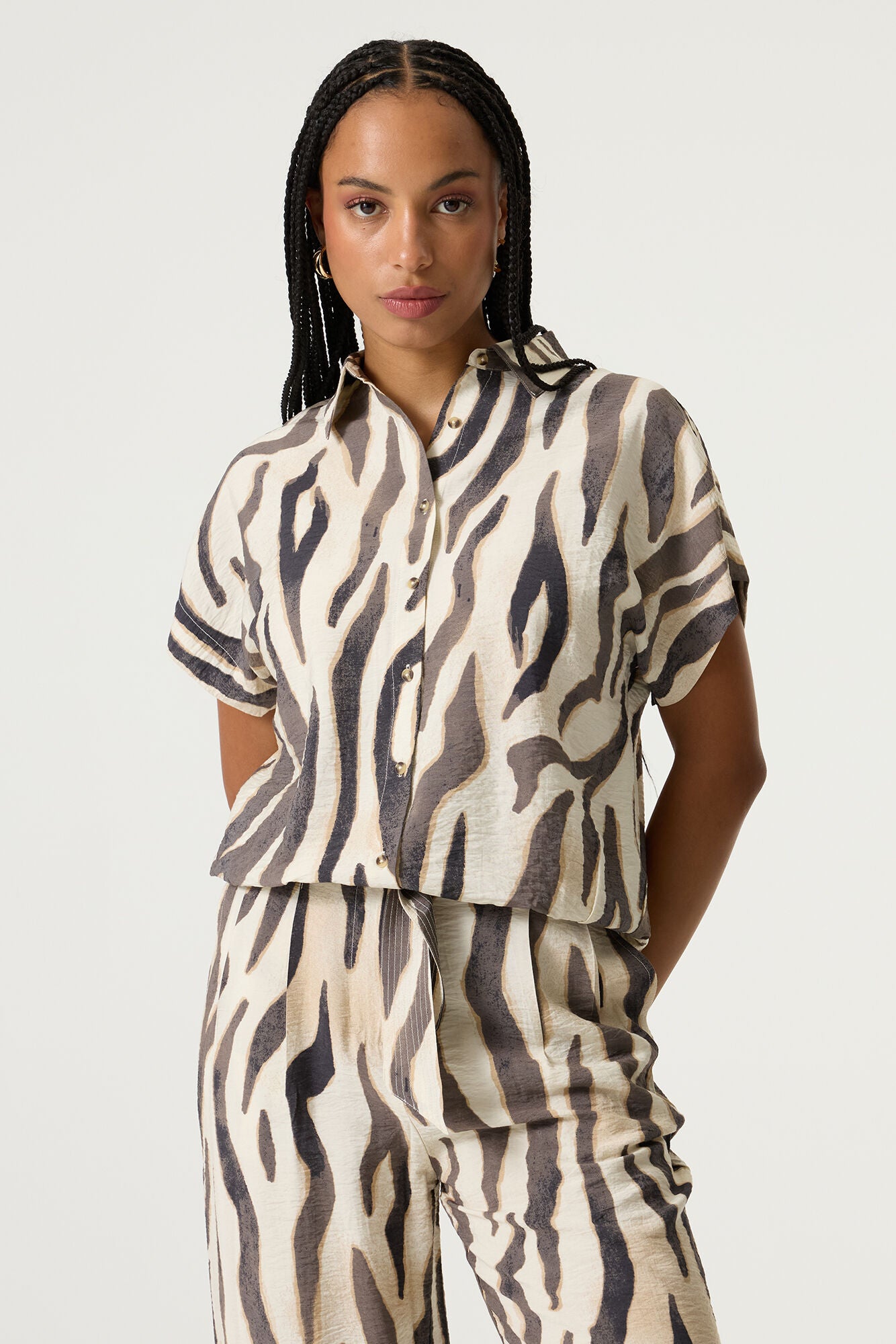 Garcia_springsummer-2026_2082_Q260030-2082_3