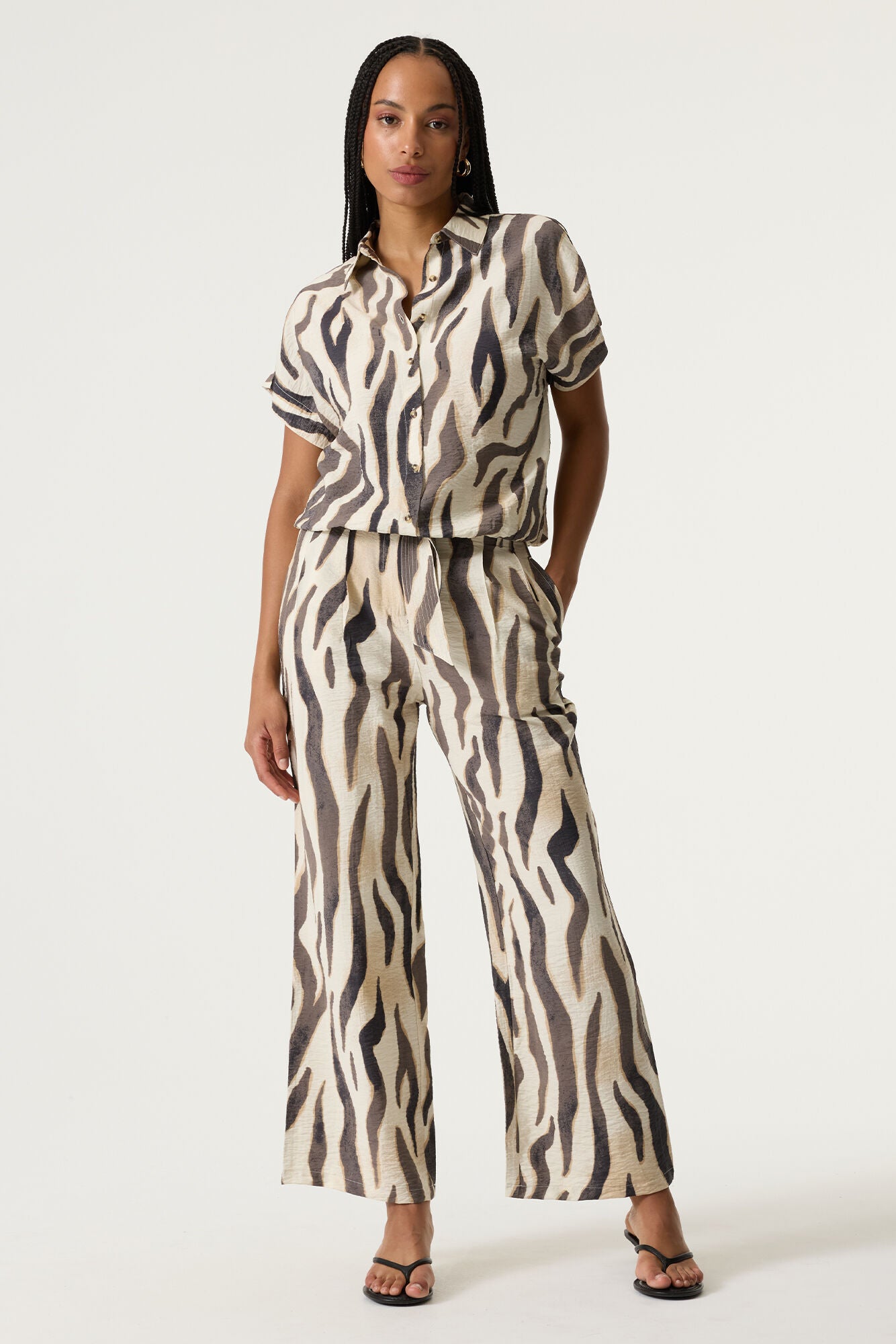 Garcia_springsummer-2026_2082_Q260030-2082_5