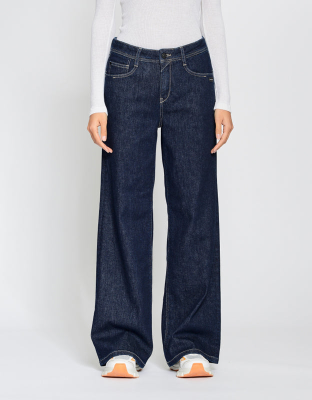 amelie-wide-9405-