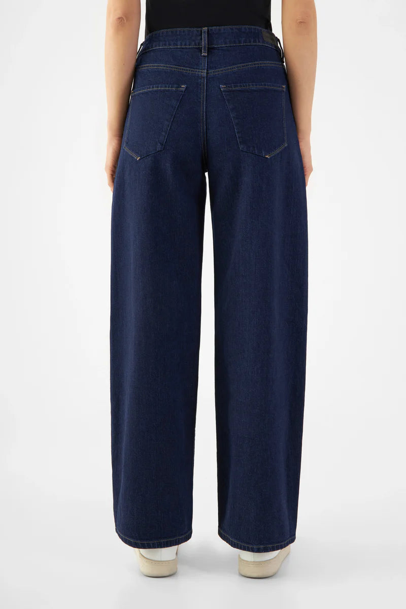 ash-barrel-leg-minimal-stretch---cl-