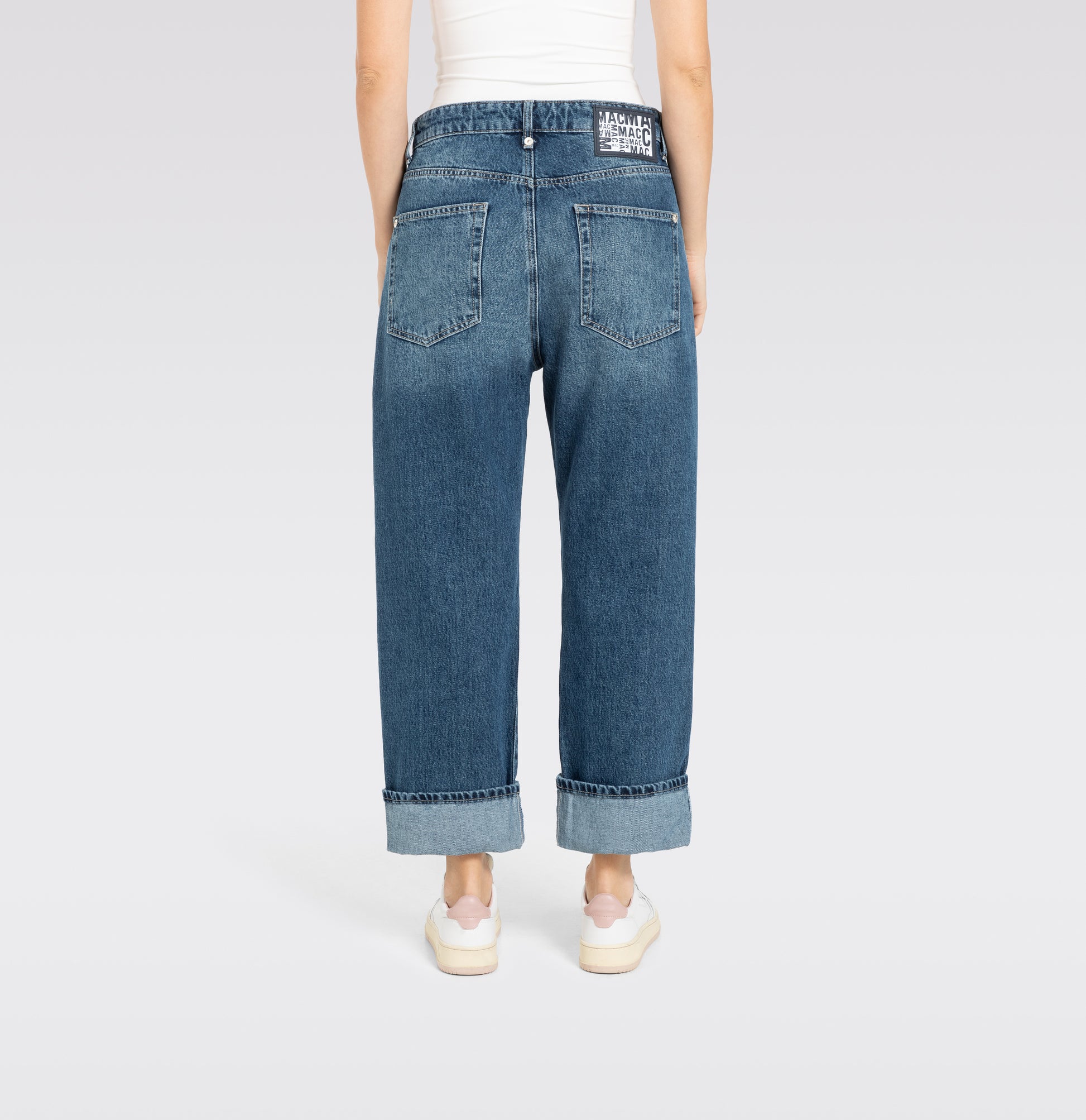 baggy-relaxed-fit