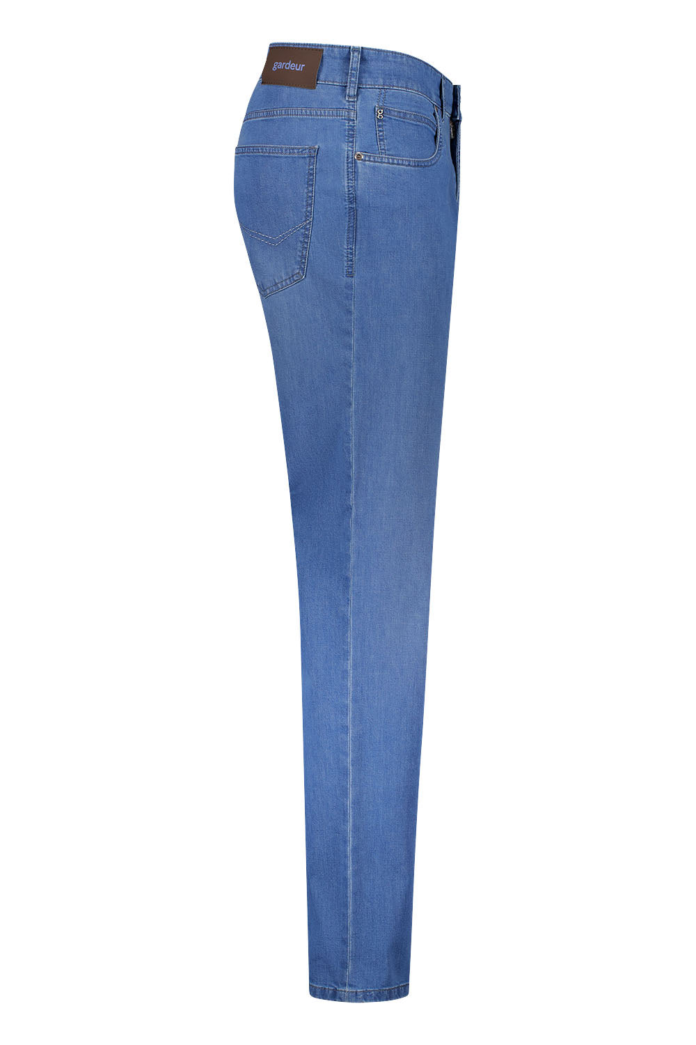 bradley-1-hellblau-
