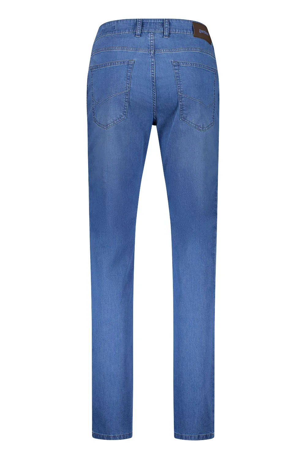 bradley-1-hellblau-