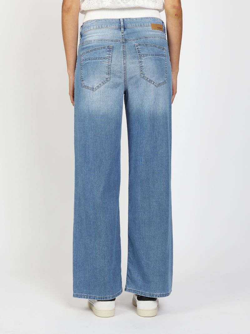 cara-wide-fit-