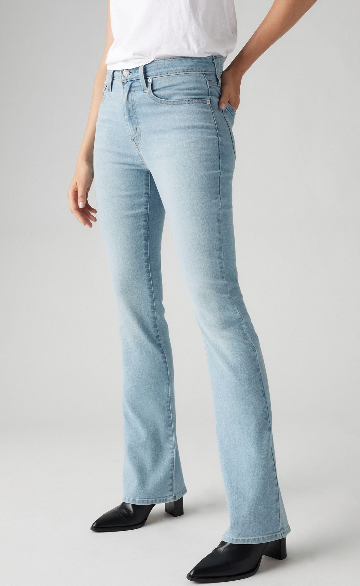 levi's®725™-high-rise-bootcut-jeans---indigo-light-bootcut-/-flared