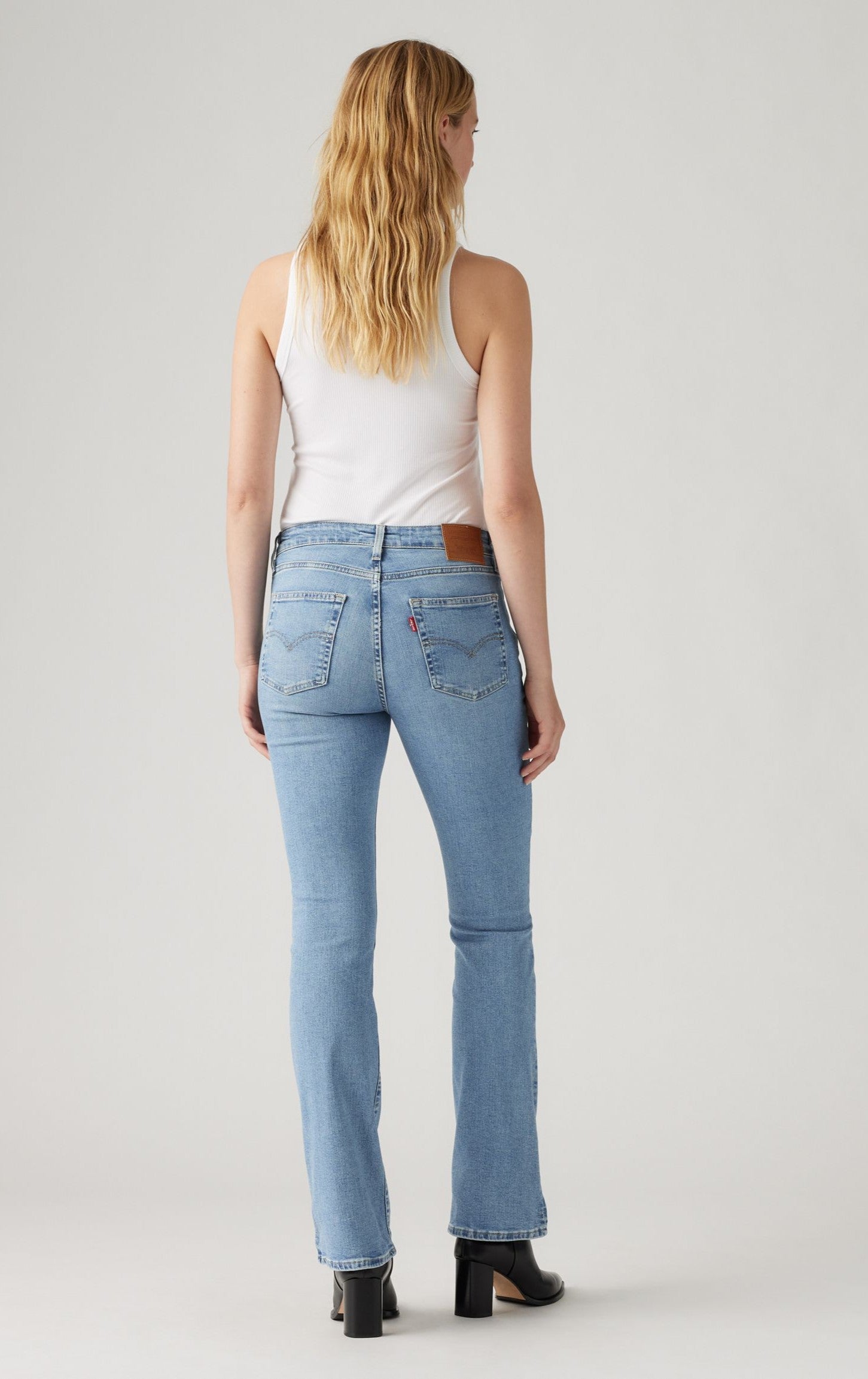 levi's®725™-high-rise-bootcut-jeans---blue-wave-light-bootcut-/-flared