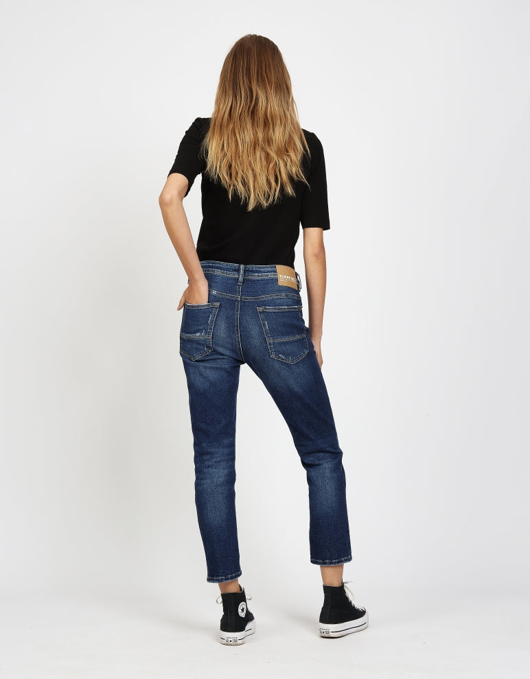 gang-nica-cropped-jeans-boyfriend-fit-boyfriend