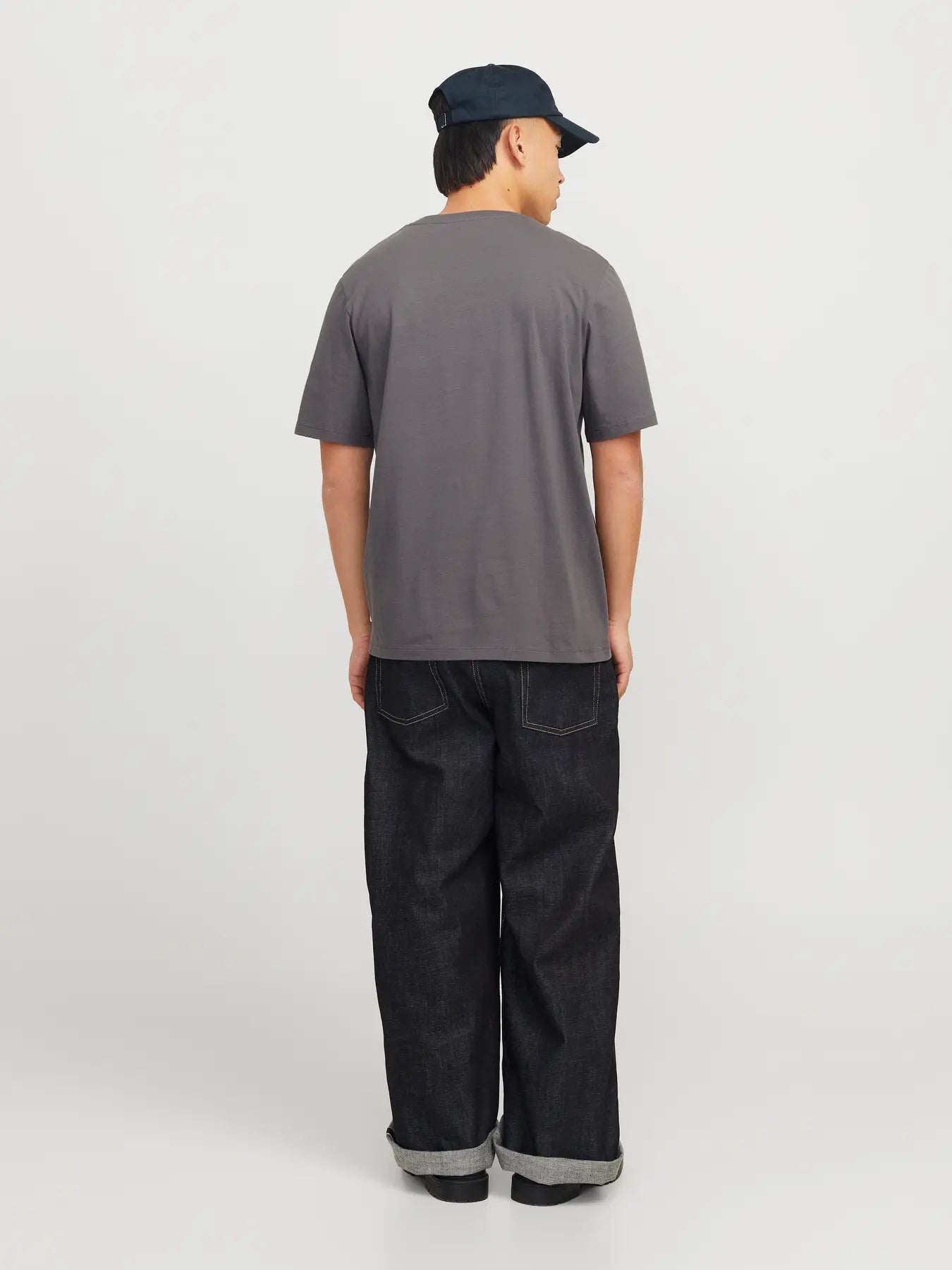 jjeorganic-basic-tee-ss-o-neck-noos-176540-castlerock-