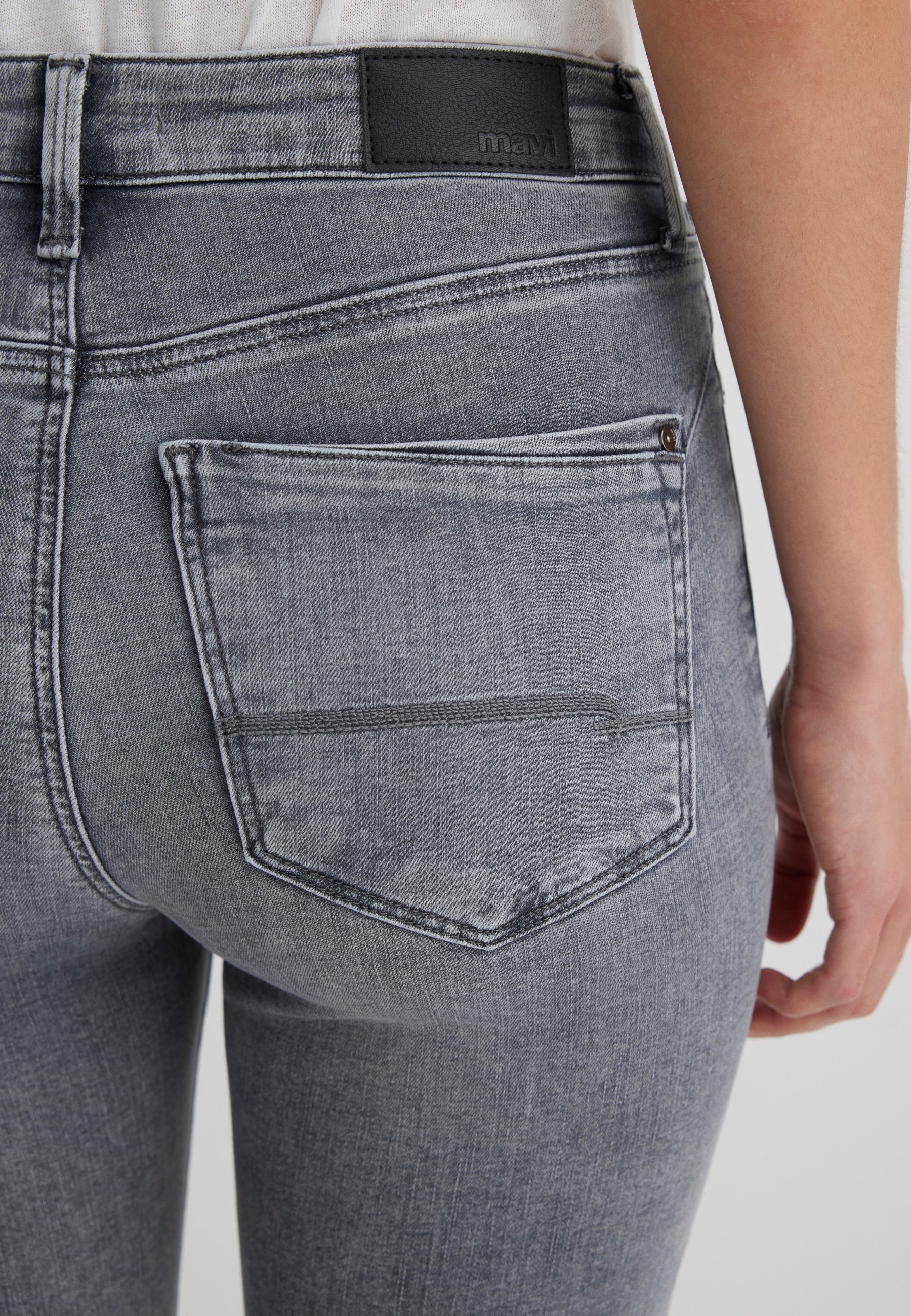 kendra-grey-brushed-glam-