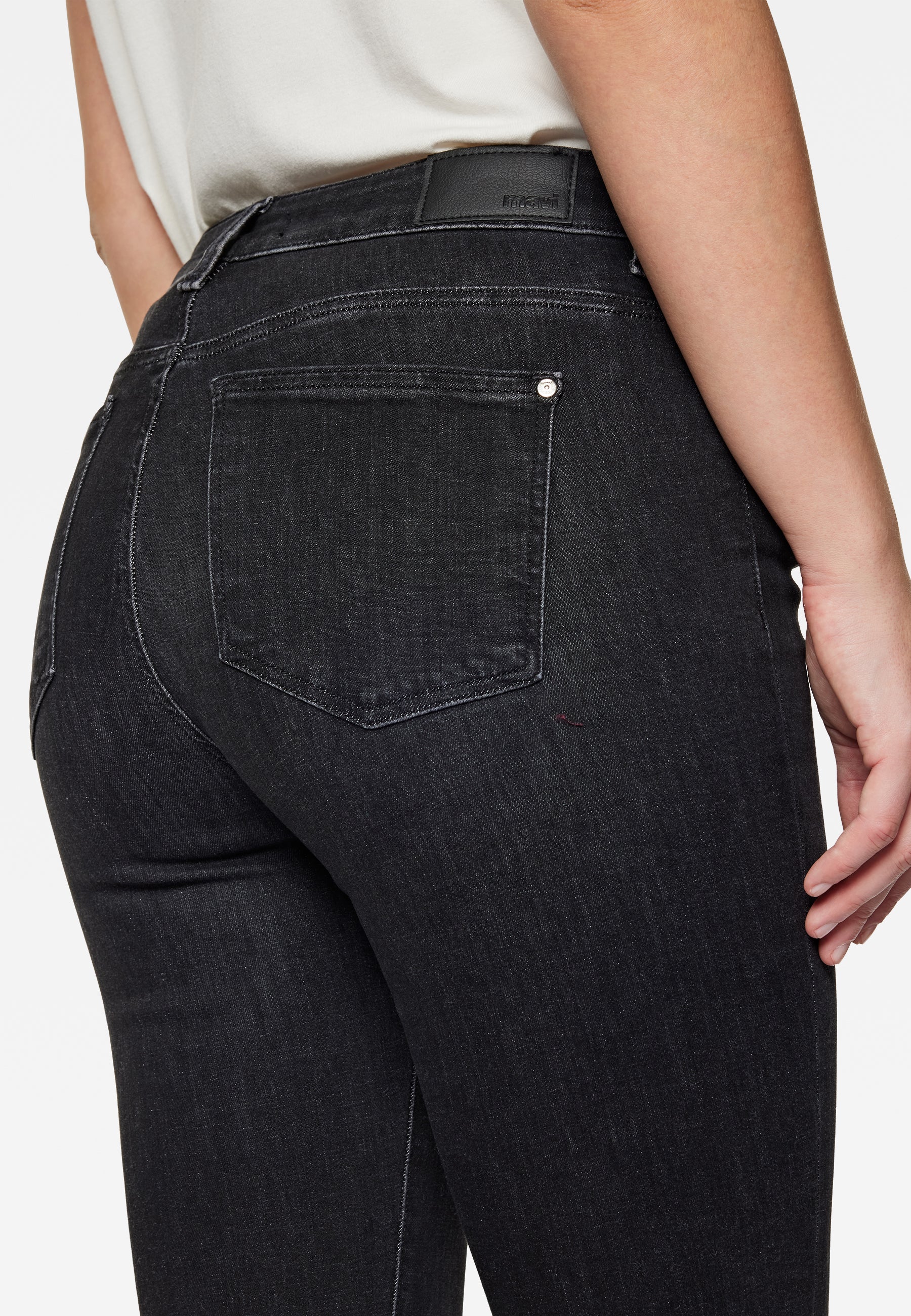 kendra-smoke-brushed-glam-