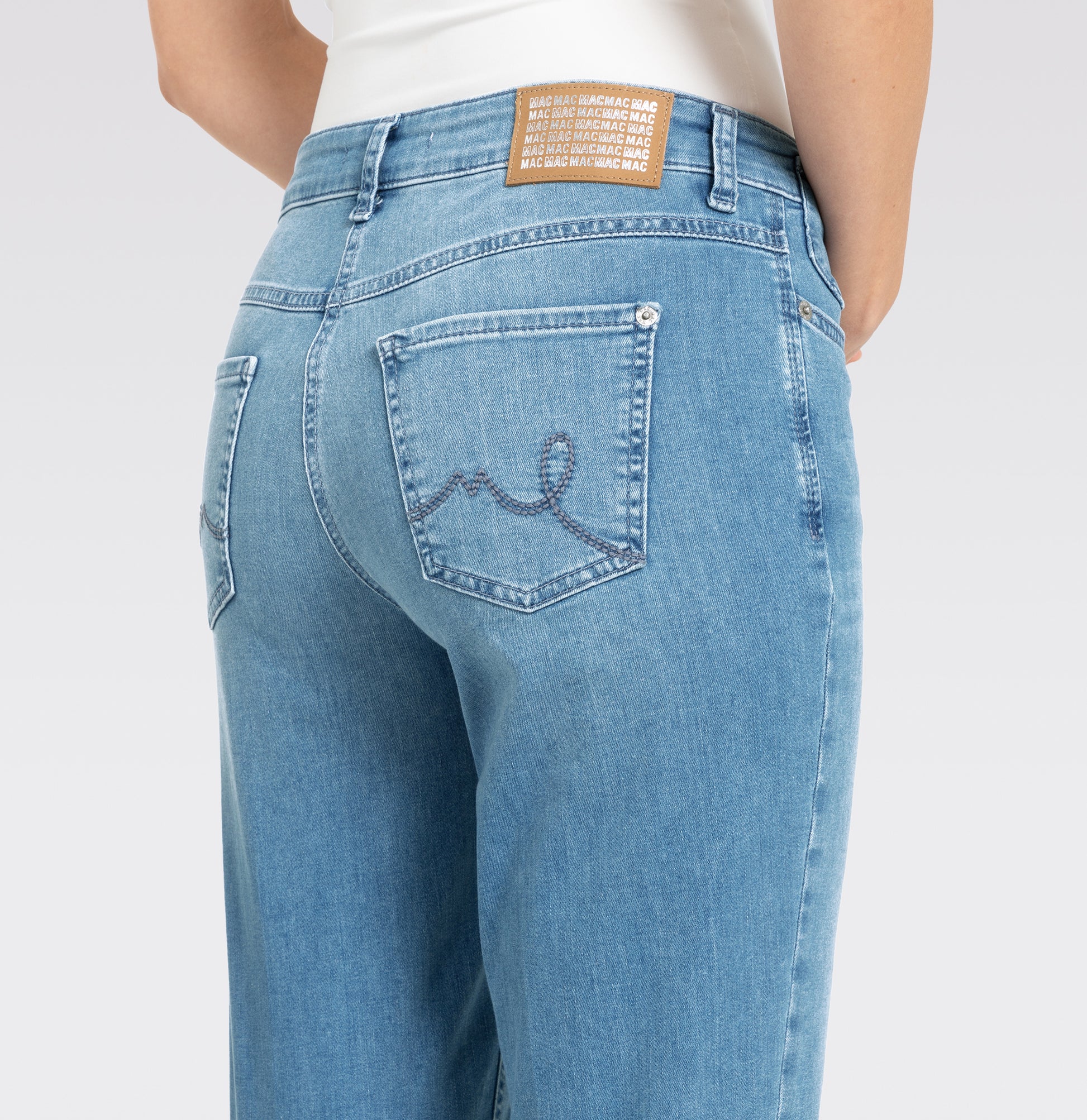 laura-d429-authentic-baby-blue-
