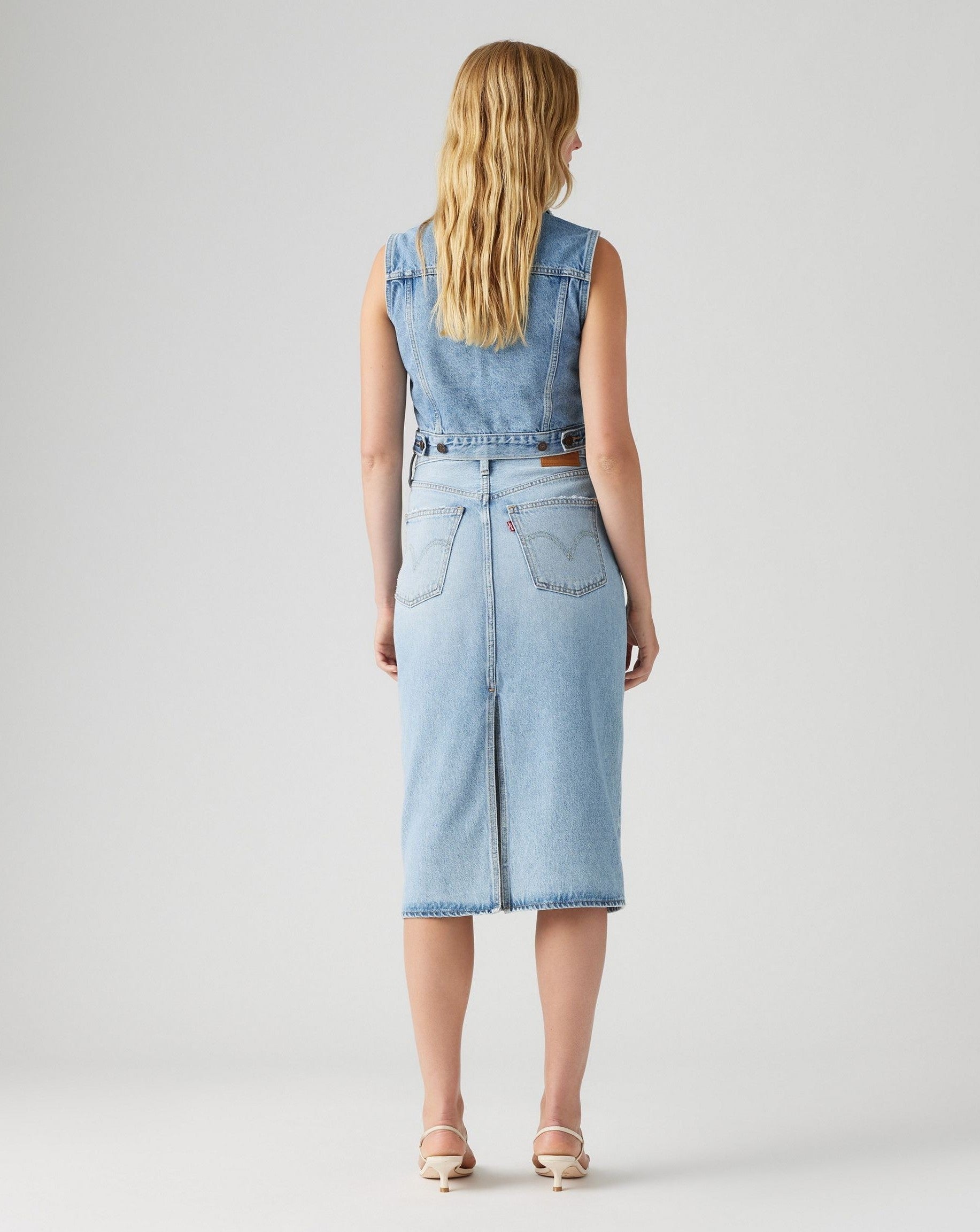 levi's®-high-rise-back-slit-skirt---riveting-clean-hem-jupes