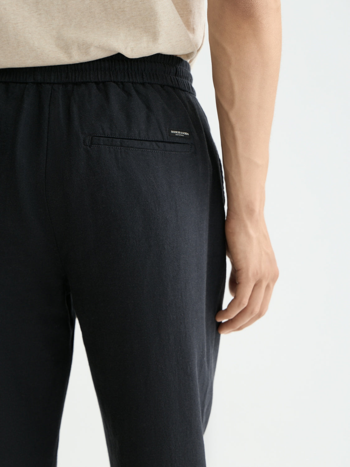 core---warren----cotton/-linen-twil-001-black-