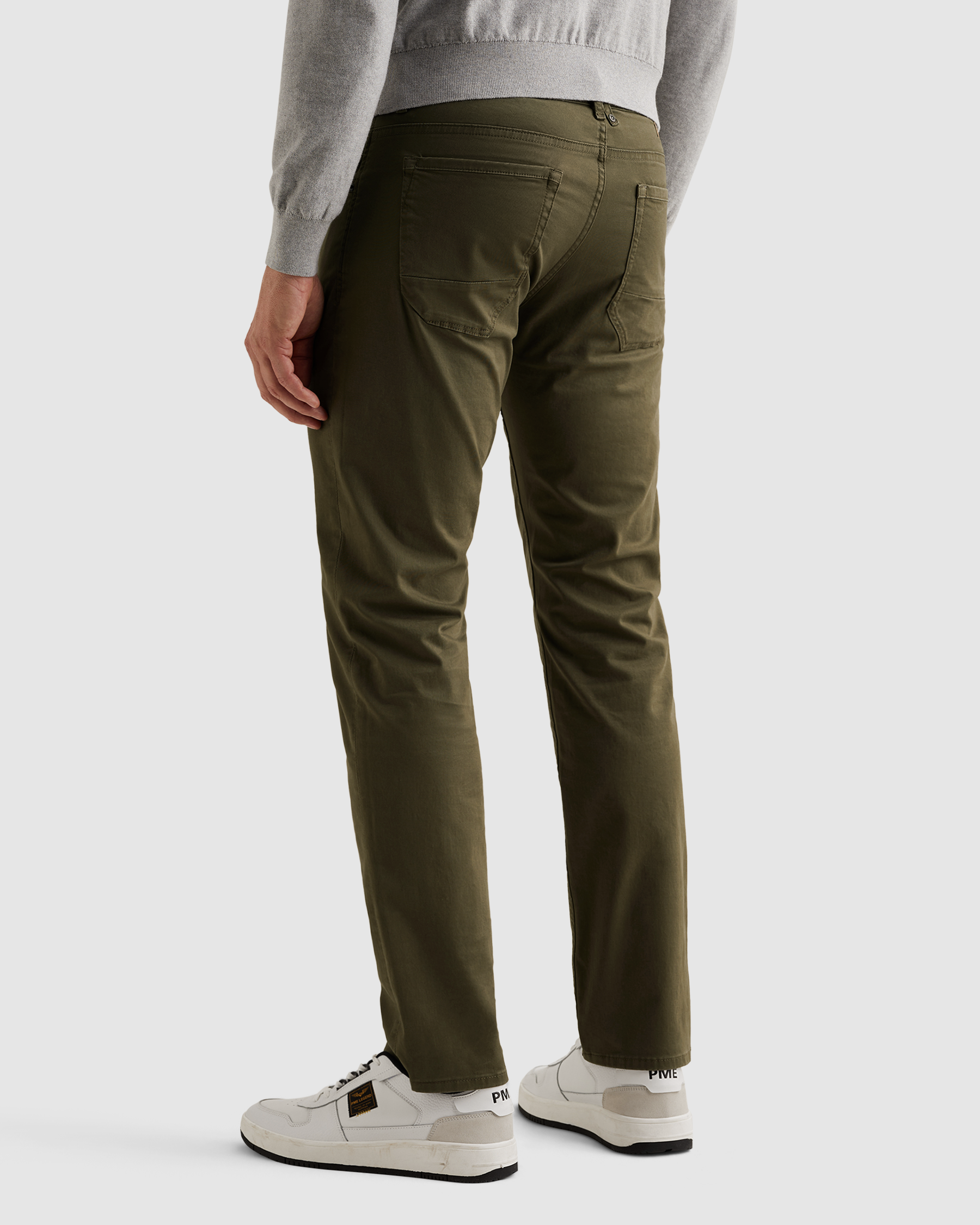 navigator-left-hand-stretch-tw-