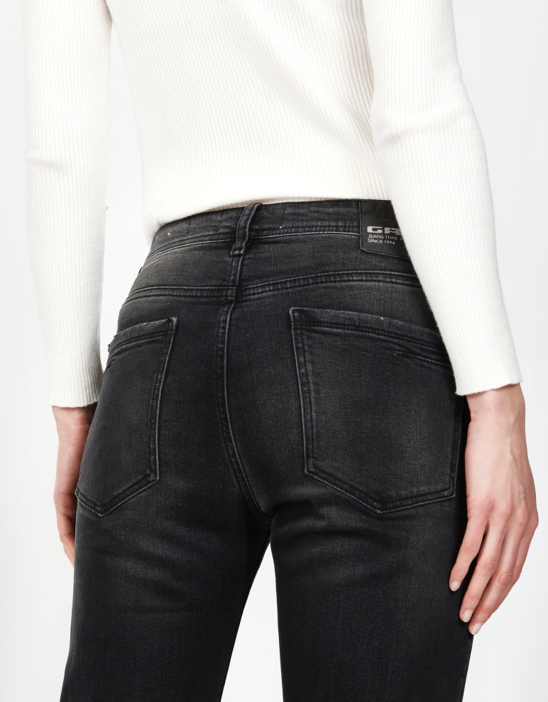 nica-worker-boyfriend