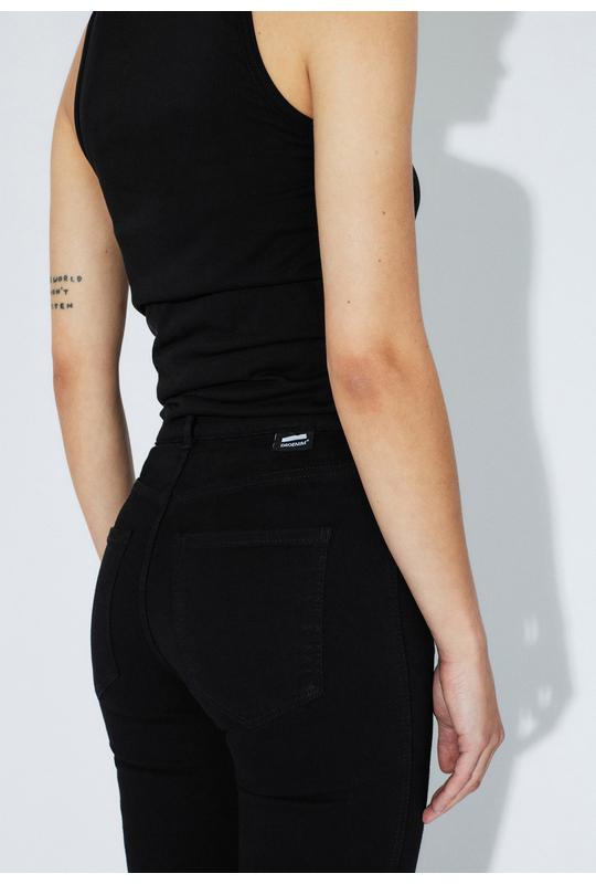 plenty-beck-dark-plain-