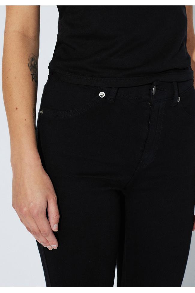 plenty-beck-dark-plain-