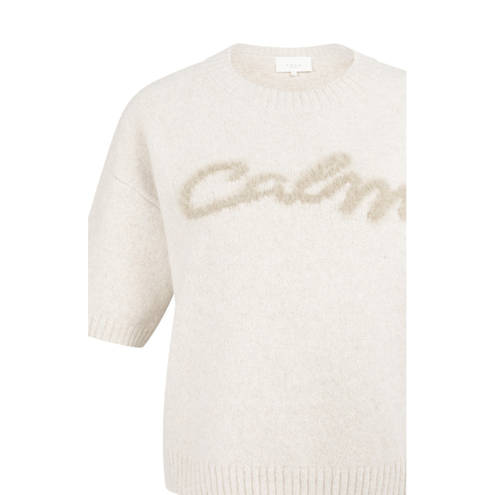 pullover-mit-flauschigem-muste-