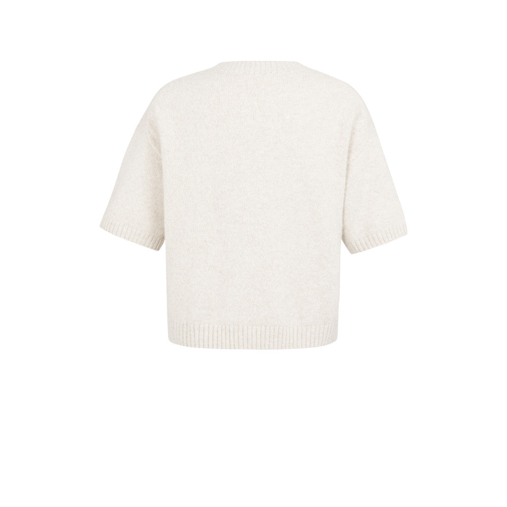 pullover-mit-flauschigem-muste-