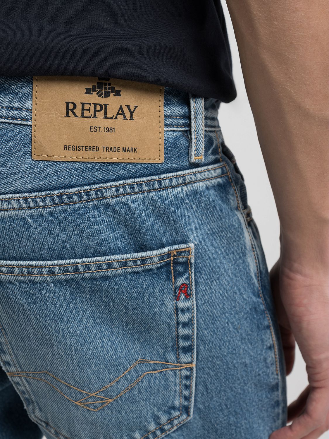 replay-grover-jeans-straight-fit-