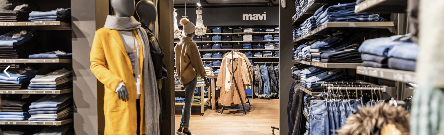 Historischer Blick ins House of Jeans – seit 1974 Schweizer Jeanskompetenz mit Leidenschaft