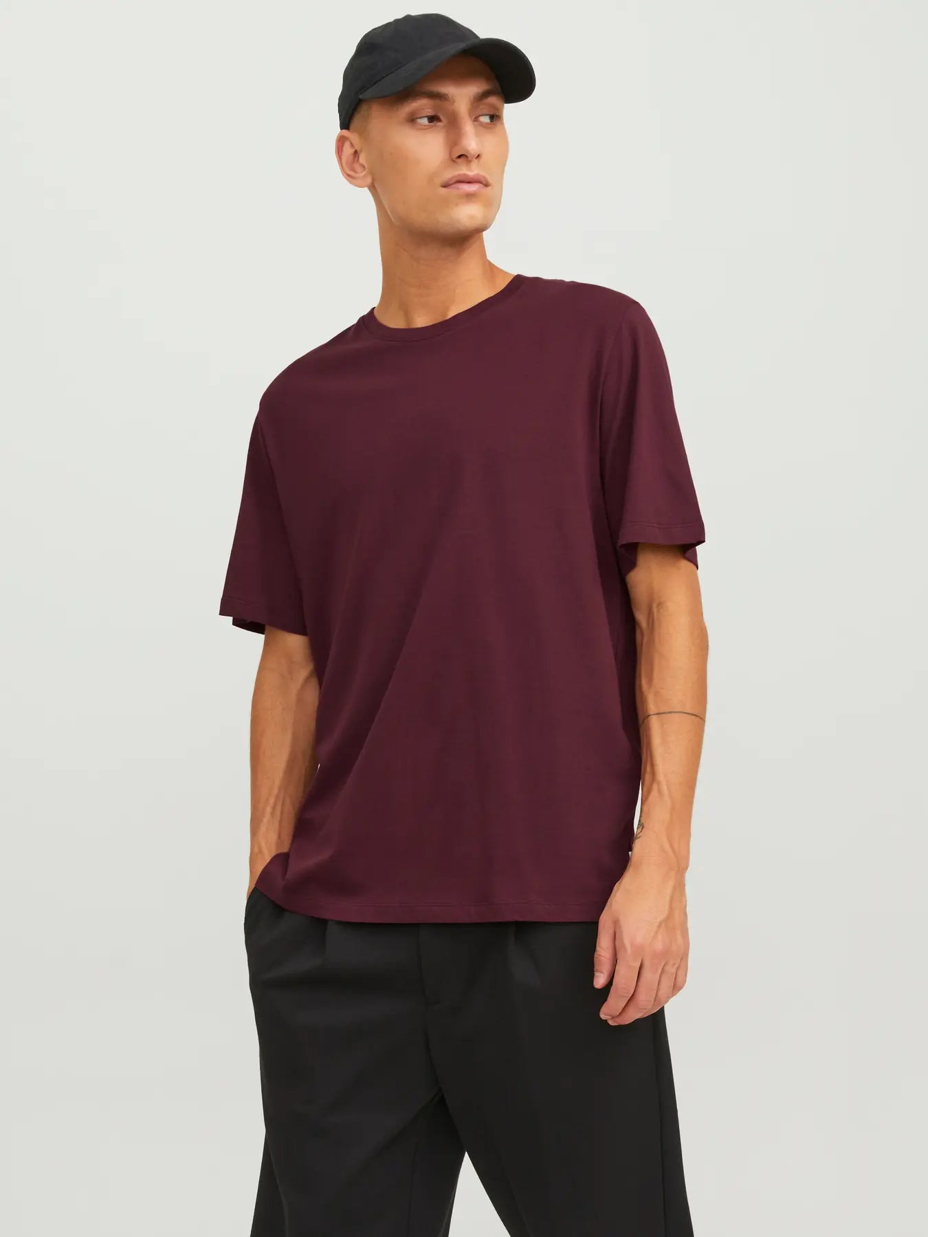 jjeorganic-basic-tee-ss-o-neck-noos-177229001-port-royale/slim-
