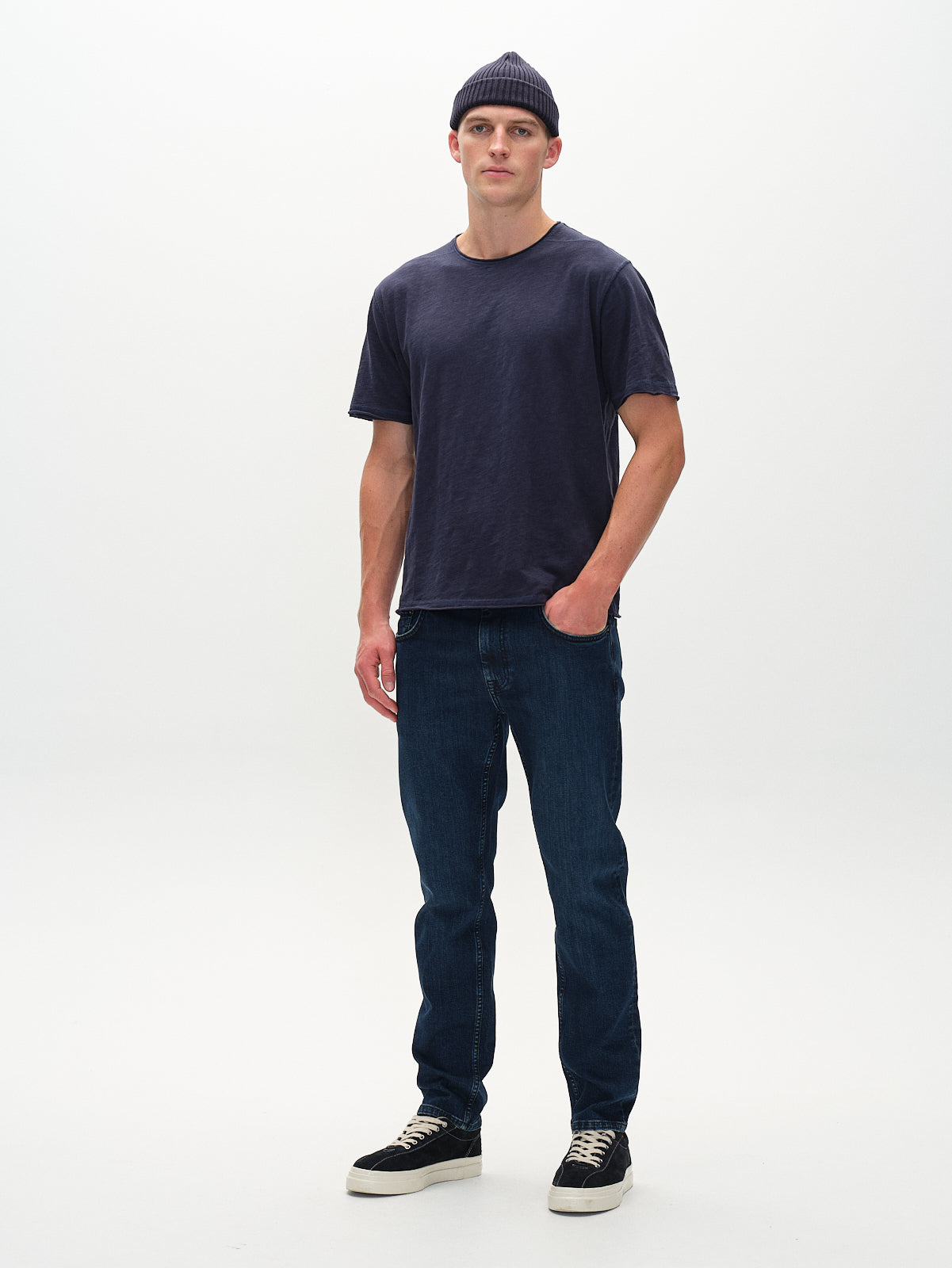 t-shirt-navy-