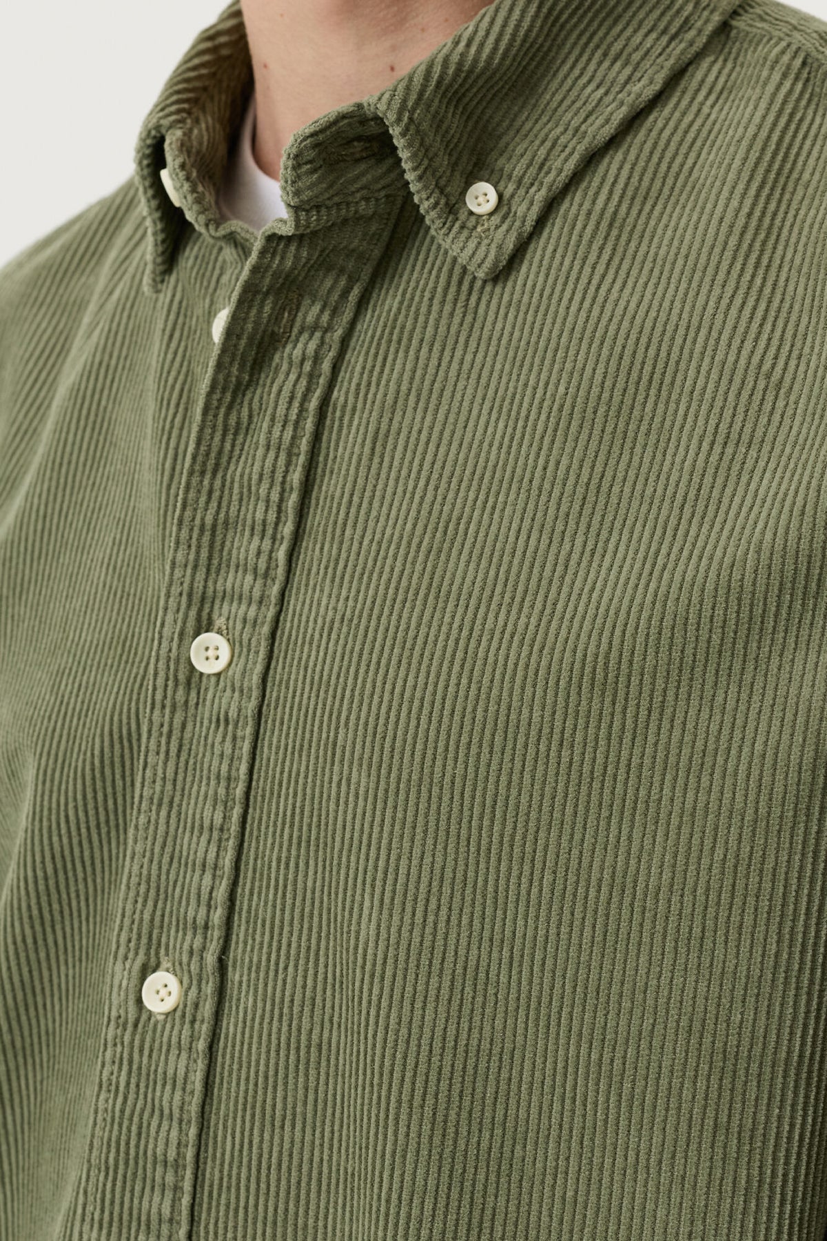 v261285-4163-flatshots-detail-2000-346e8eaf