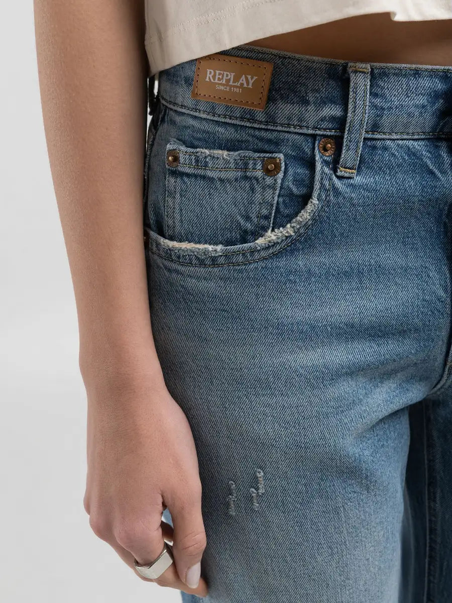 wa533.000.727.885-straight-fit